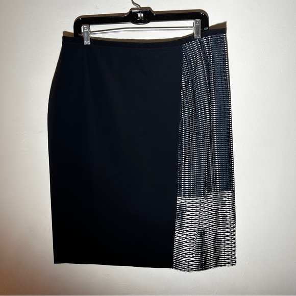 Elie Tahari pencil skirt - Picture 1 of 5